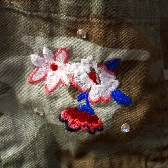 Lightweight Jacket - Picture 4 of 8